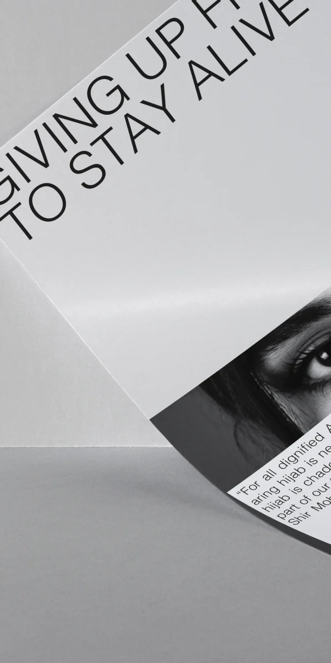 Manifesto Sociale - Locandina Giving Up Freedom To Stay Alive