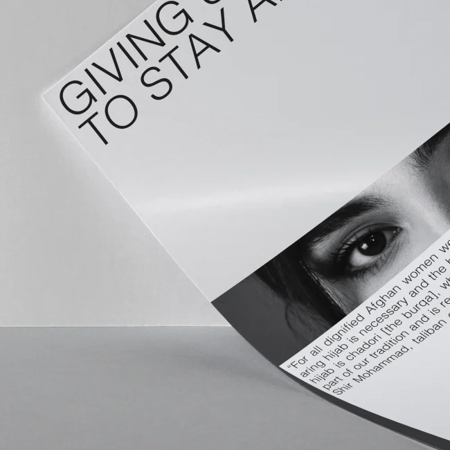 Manifesto Sociale - Locandina Giving Up Freedom To Stay Alive